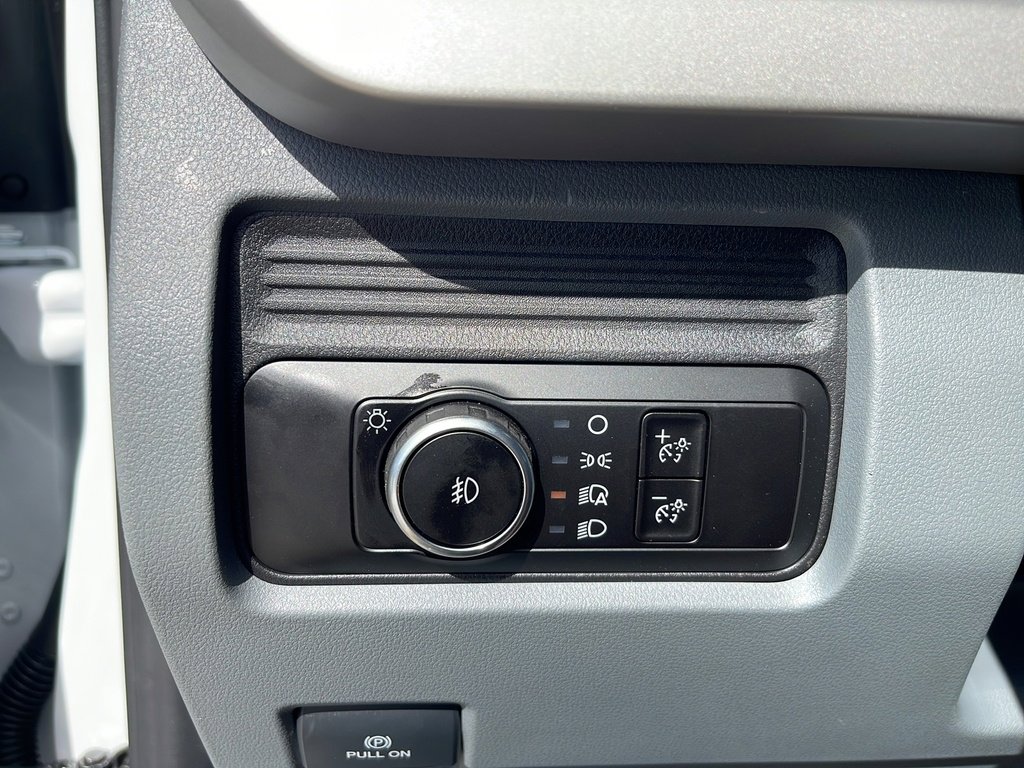 New 2026 Ford F550 4x4 SuperCab Super Duty image 38