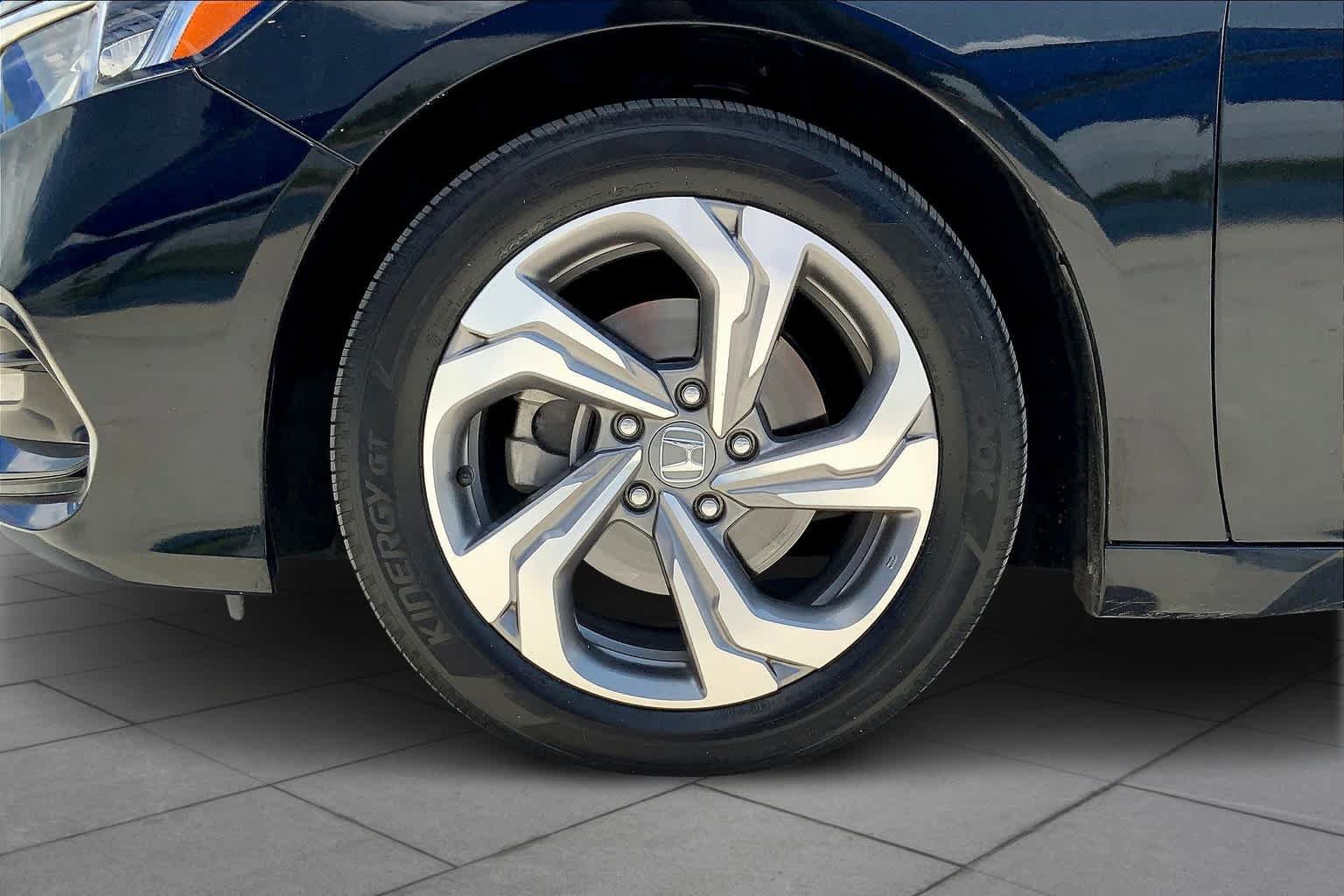 Used 2020 Honda Accord EX-L image 10