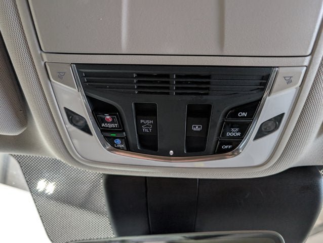 Used 2020 Acura RDX w/ Advance Package AWD/4WD image 25