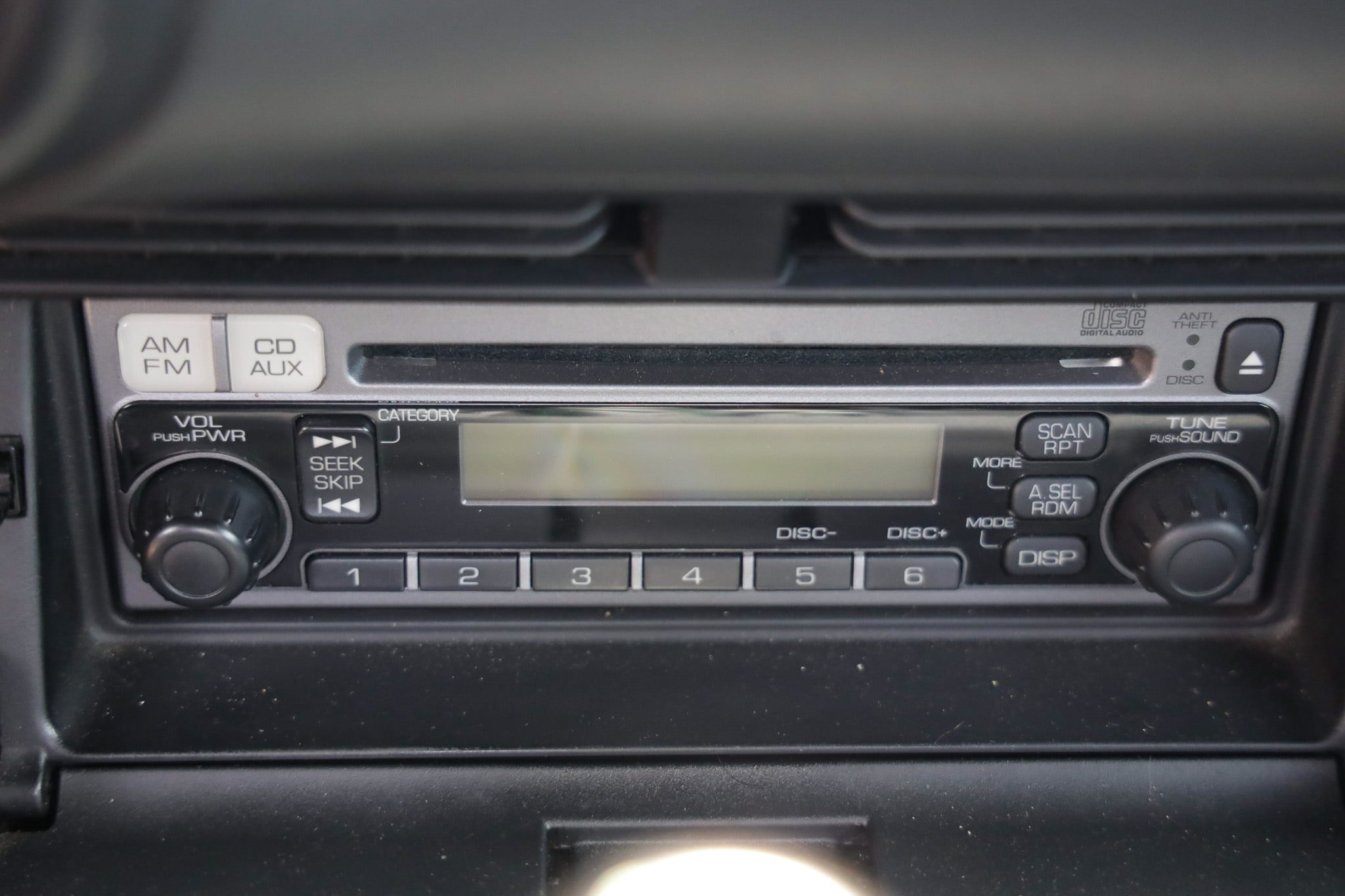 Used 2005 Honda S2000 image 32