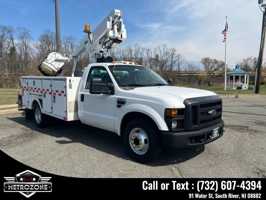 Used 2008 Ford F350 XLT image 4