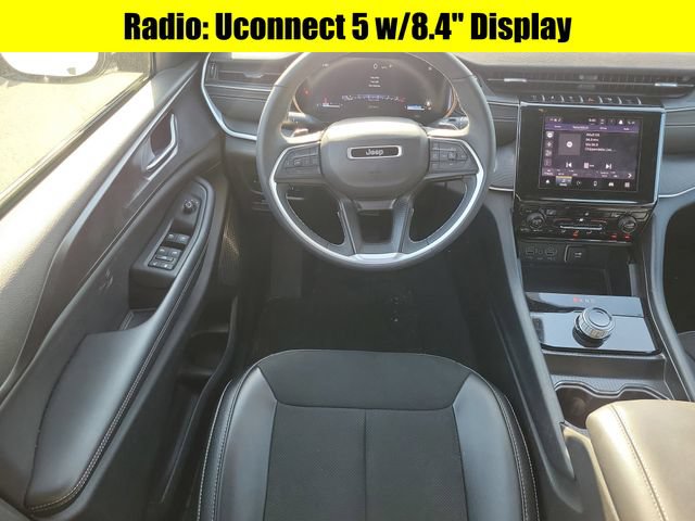 Used 2024 Jeep Grand Cherokee Altitude AWD/4WD image 9