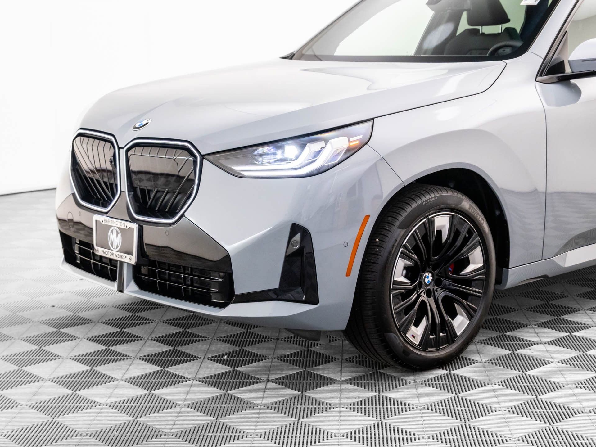 Certified 2025 BMW X3 xDrive30i w/ Premium Package image 39