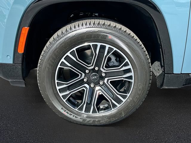 New 2026 Jeep Grand Wagoneer 2WD image 20