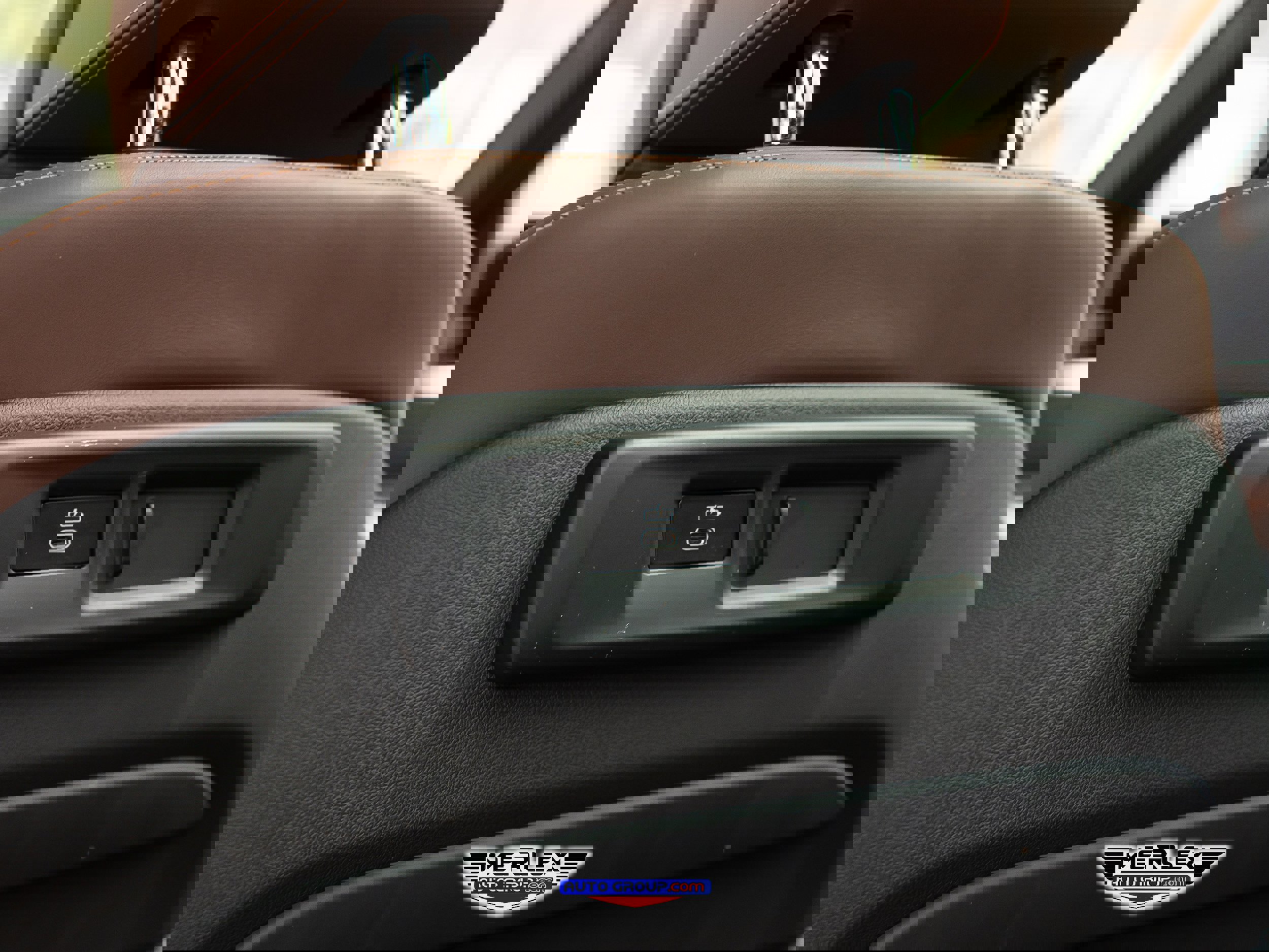 Used 2020 BMW X5 xDrive40i w/ M Sport Package image 24