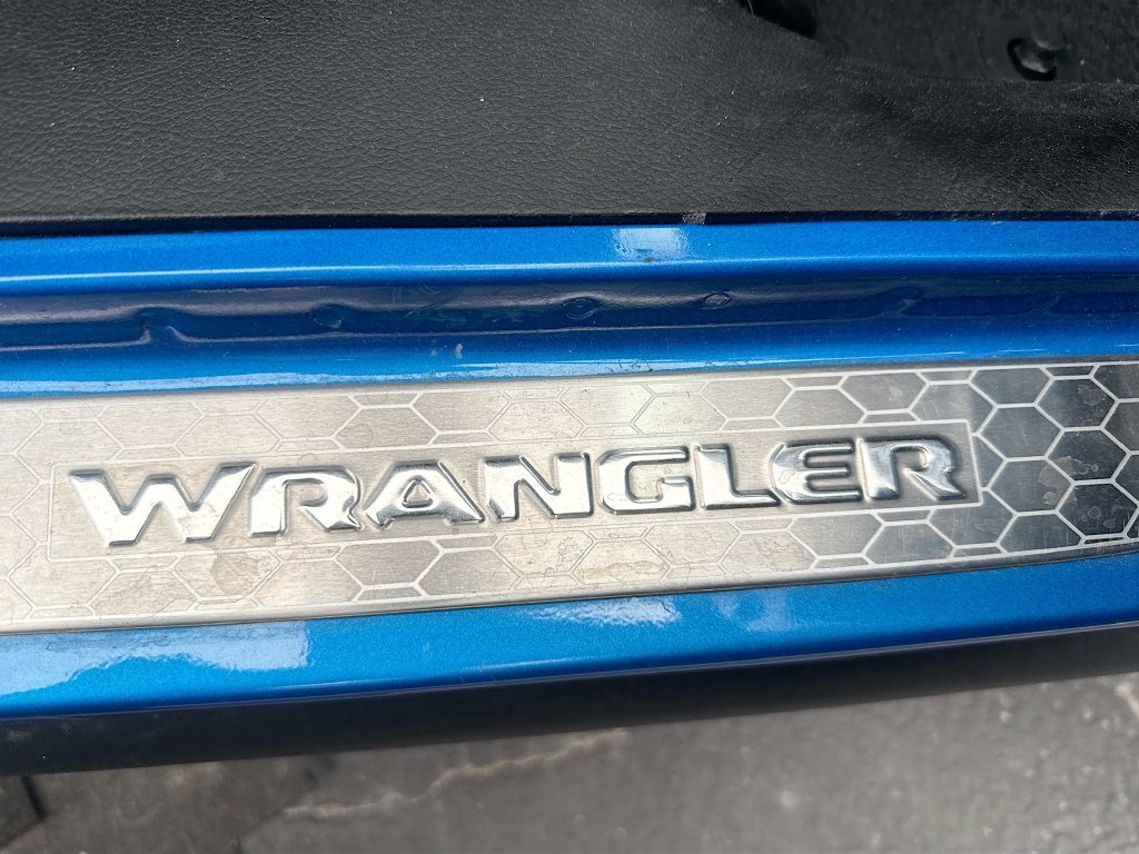 Certified 2022 Jeep Wrangler Unlimited Rubicon 4xe w/ Steel Bumper Group AWD/4WD image 31