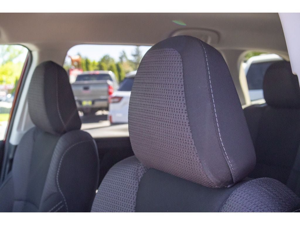 Used 2025 Subaru Outback Premium AWD/4WD image 17