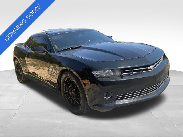 Used 2015 Chevrolet Camaro LT RWD image 1