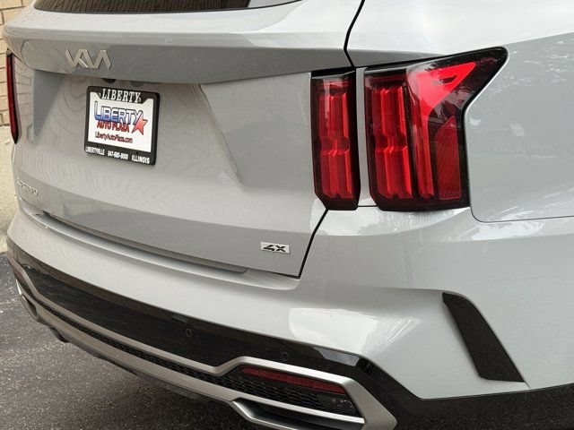 Used 2023 Kia Sorento SX AWD/4WD image 20