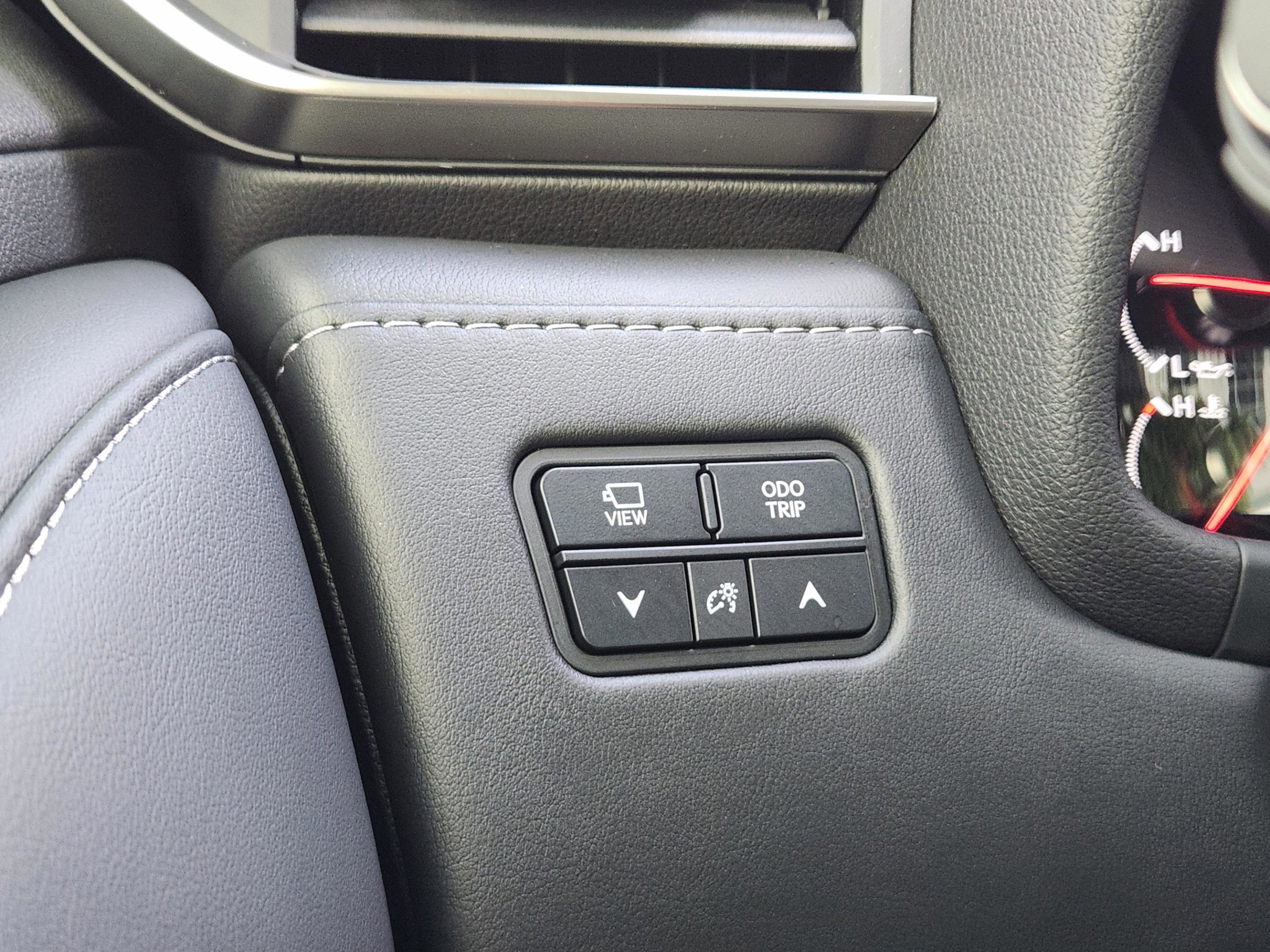 Used 2024 Lexus LX 600 F Sport AWD/4WD image 15