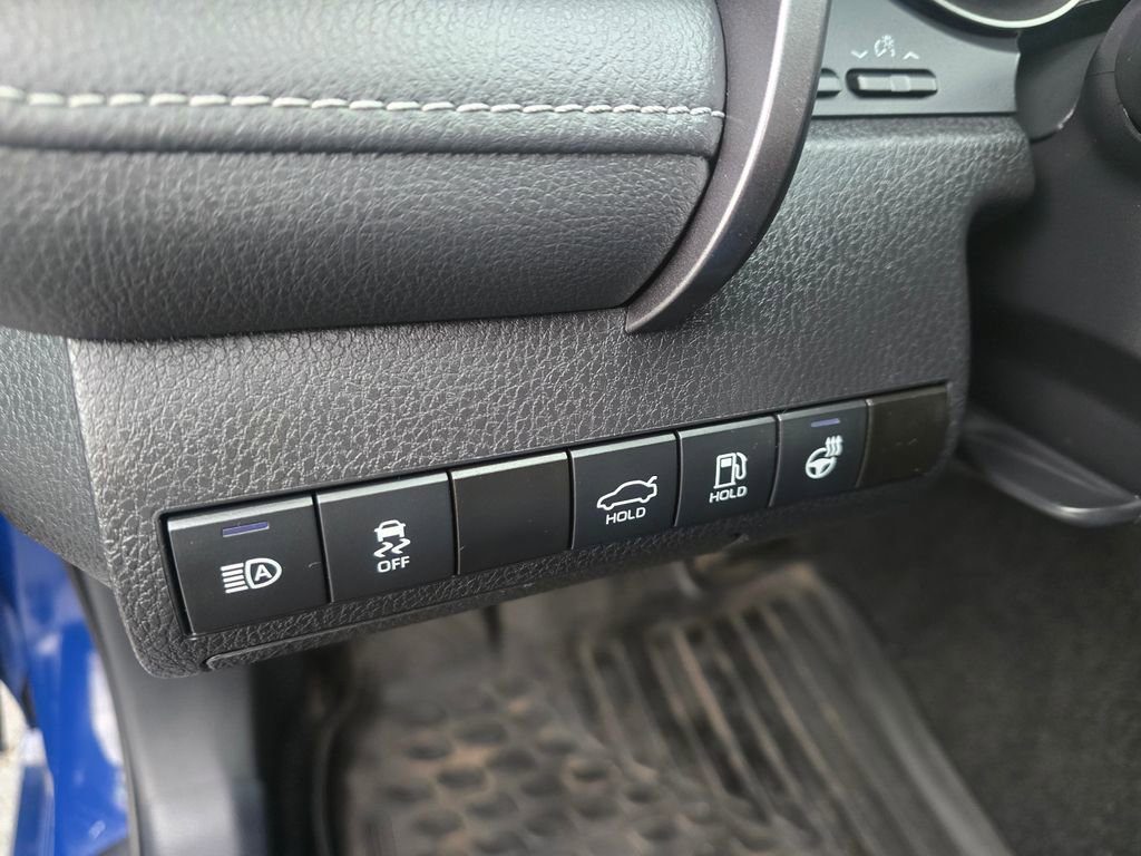Certified 2024 Toyota Camry SE w/ Cold Weather Package FWD image 19
