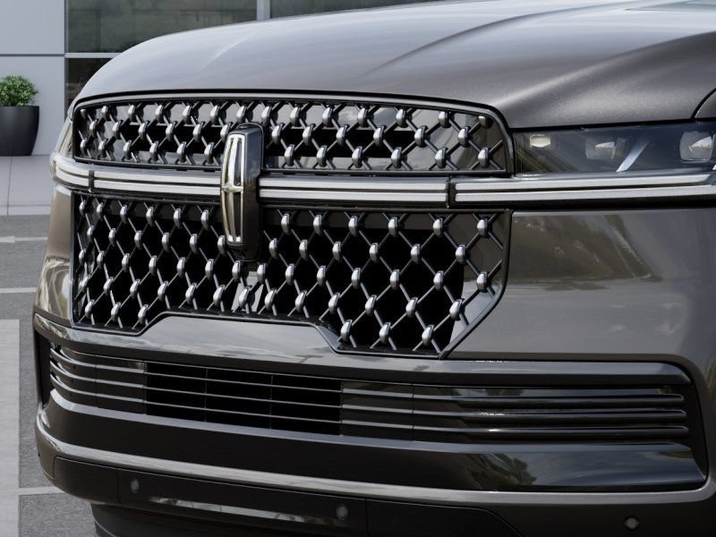 New 2027 Lincoln Navigator Black Label AWD/4WD image 17
