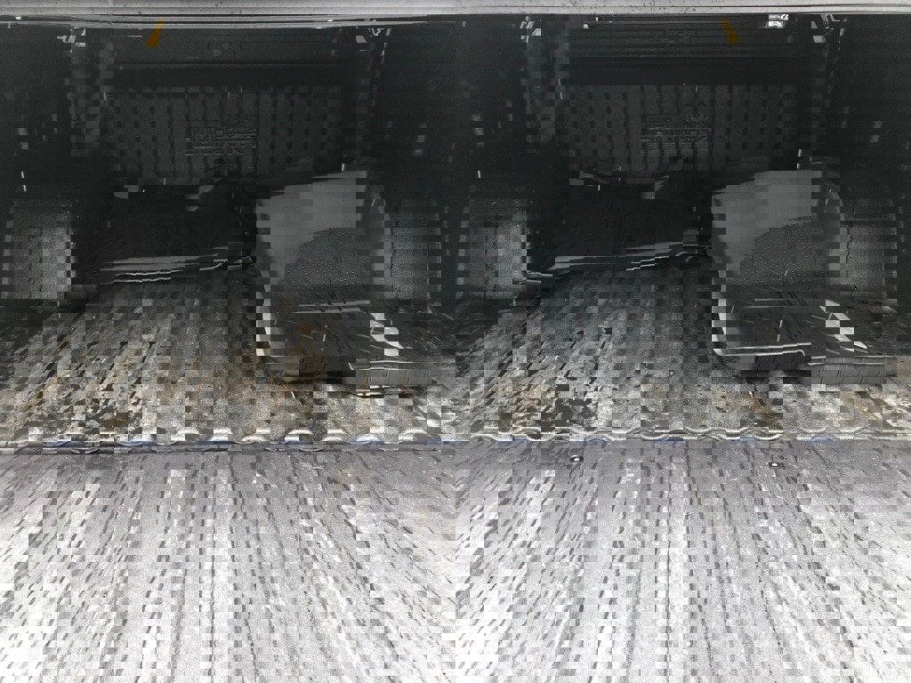 Used 2020 Chevrolet Silverado 1500 High Country w/ Technology Package image 42