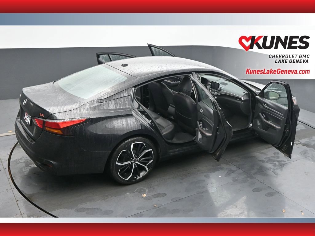 Used 2024 Nissan Altima 2.5 SR FWD image 54