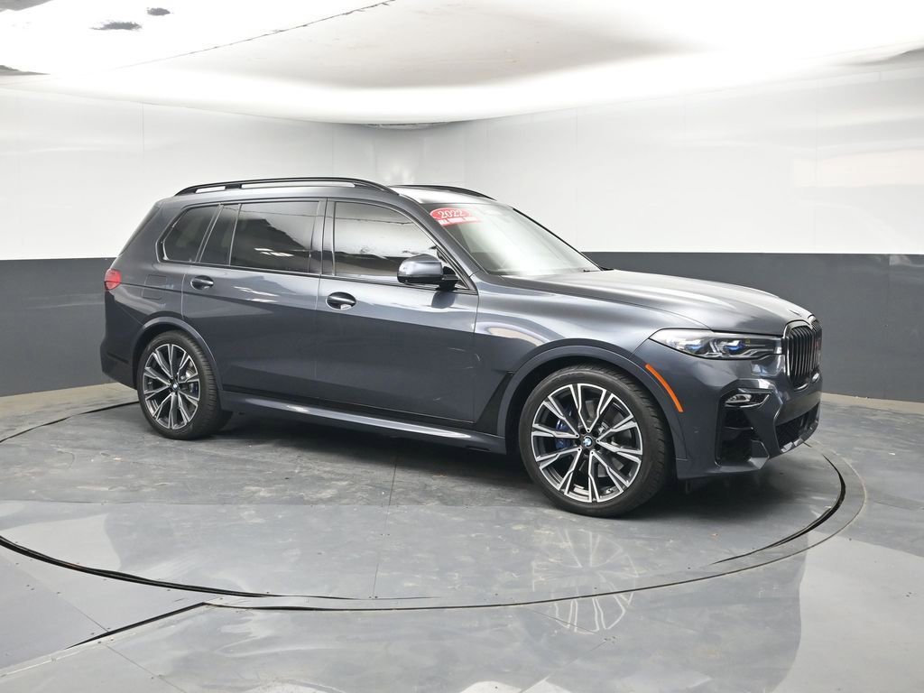 Used 2022 BMW X7 M50i image 7