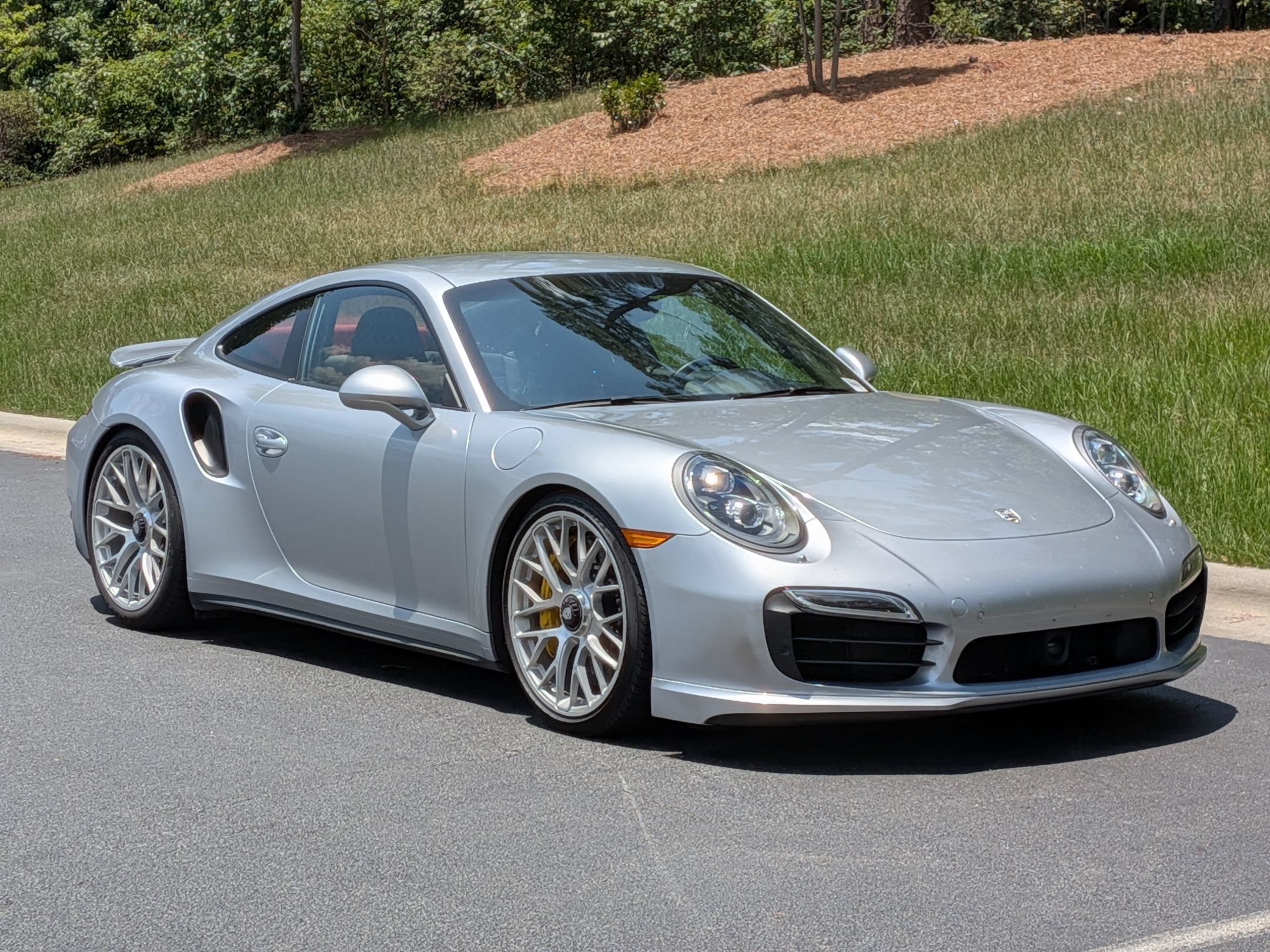 Certified 2014 Porsche 911 Turbo S AWD/4WD image 28