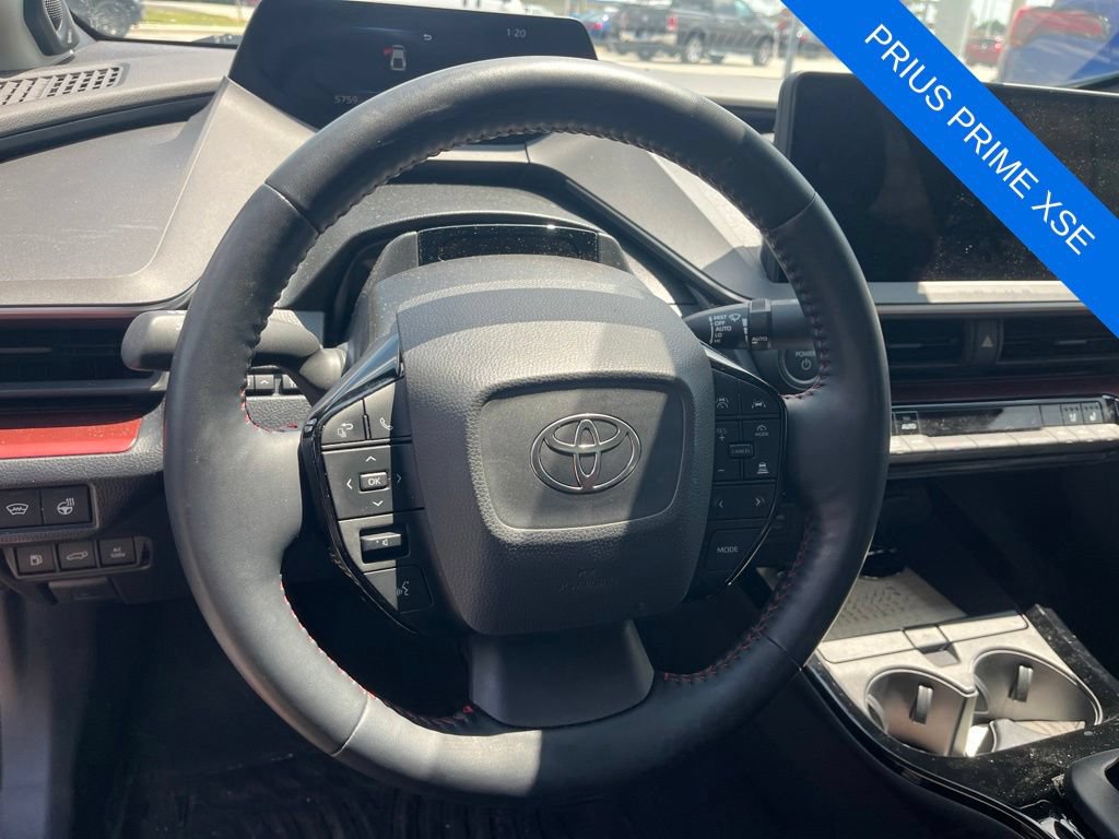 Used 2024 Toyota Prius Prime Premium w/ Advanced Technology Package FWD image 10