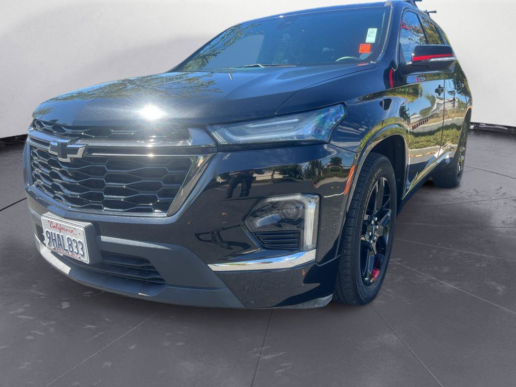 Used 2023 Chevrolet Traverse Premier w/ Redline Edition AWD/4WD image 2