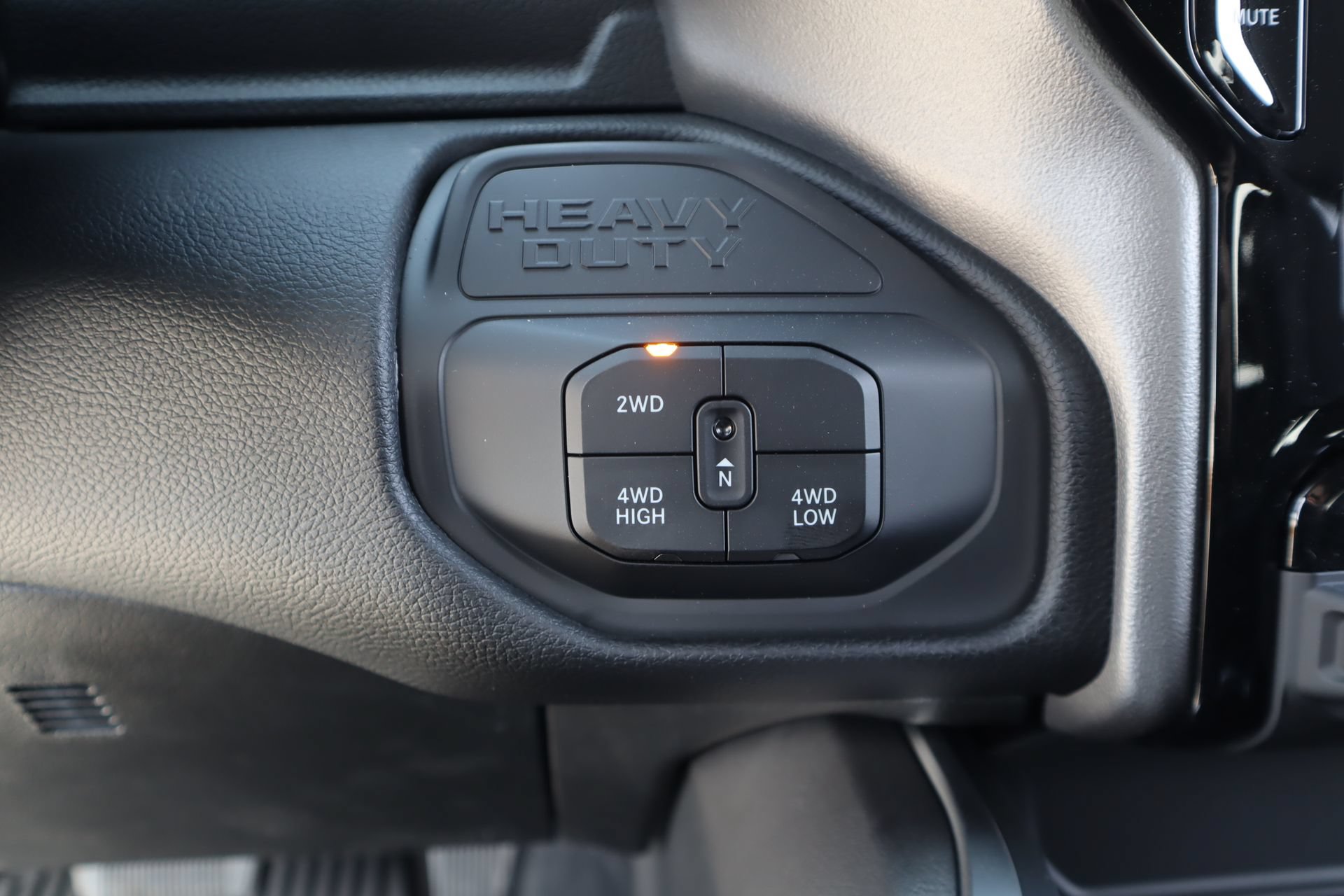 New 2026 RAM 2500 Big Horn AWD/4WD image 9