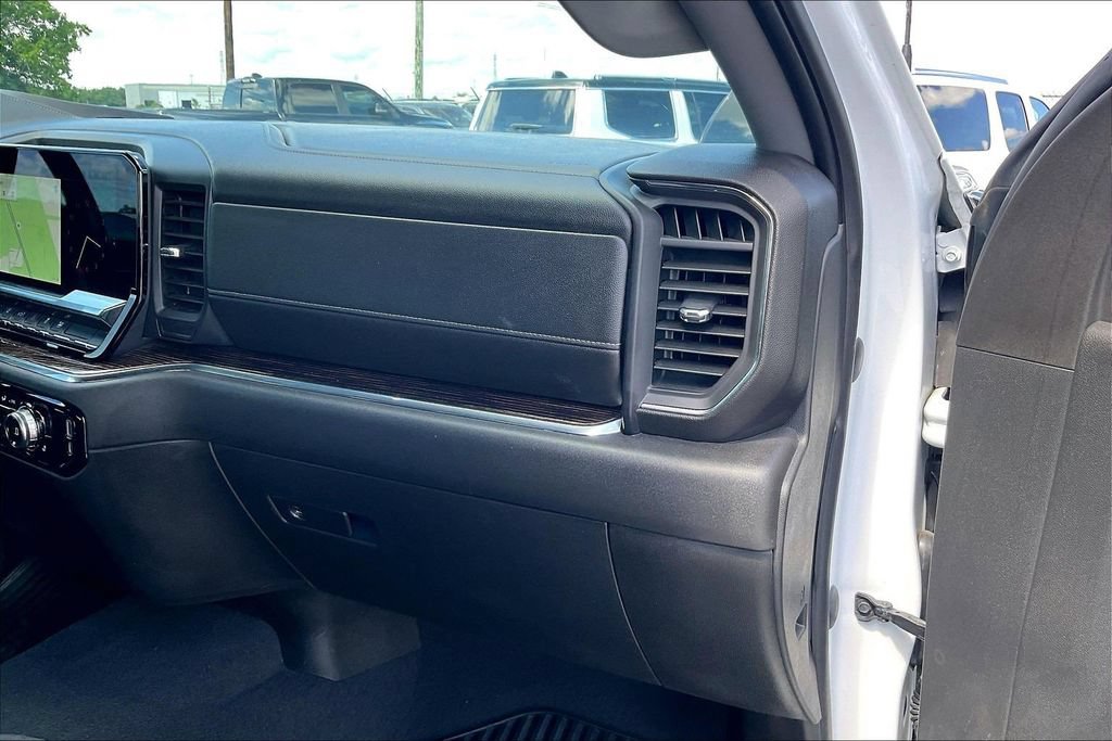 Used 2024 GMC Sierra 2500 SLE w/ SLE Value Package; AWD/4WD image 23