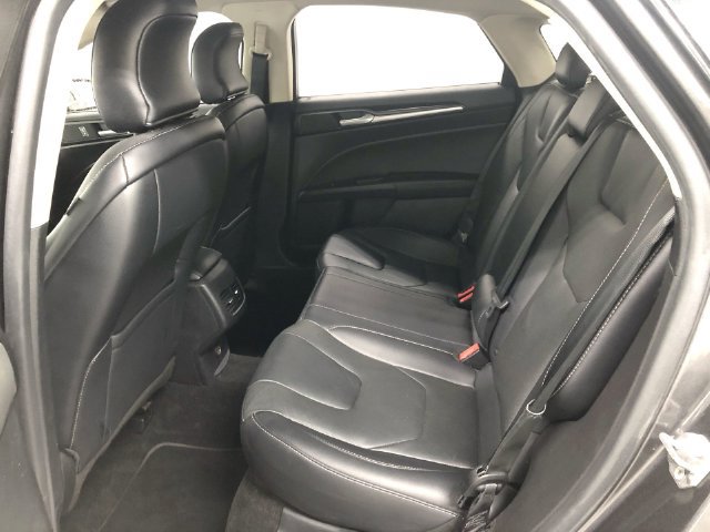 Used 2019 Ford Fusion Titanium FWD image 27