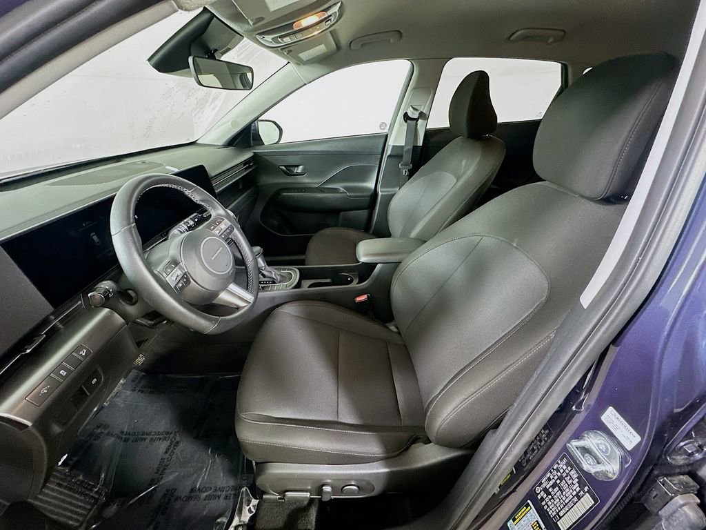 Used 2025 Hyundai Kona SEL FWD image 15