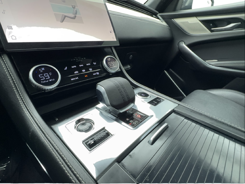 Used 2024 Jaguar F-PACE R-Dynamic S AWD/4WD image 53