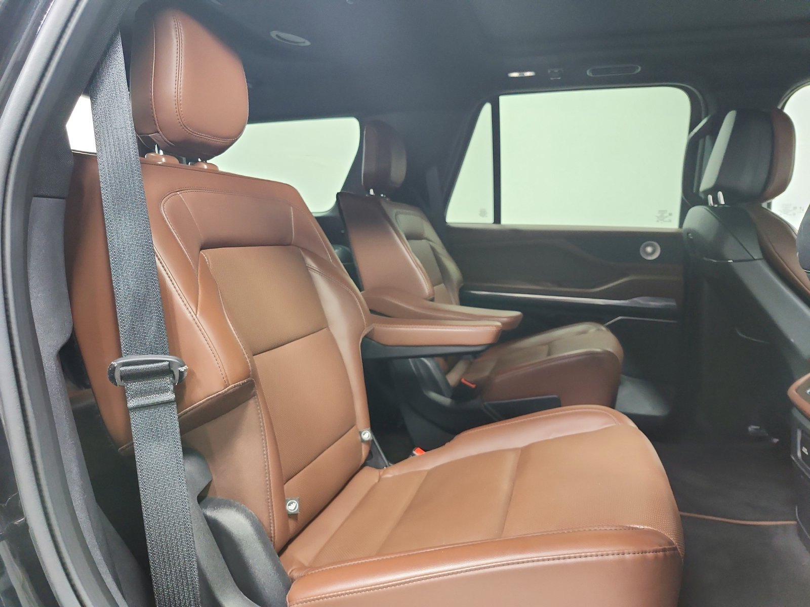Used 2025 Lincoln Navigator Reserve AWD/4WD image 43