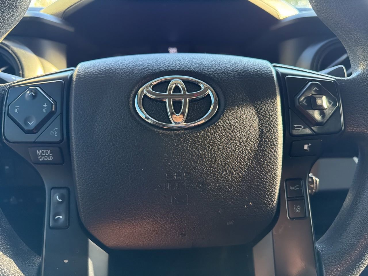 Used 2021 Toyota Tacoma SR w/ SR Convenience Package image 10