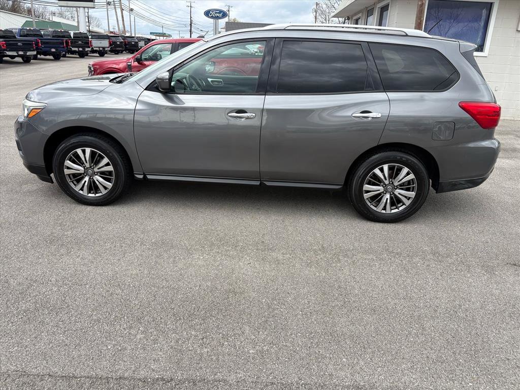 Used 2018 Nissan Pathfinder SV image 6