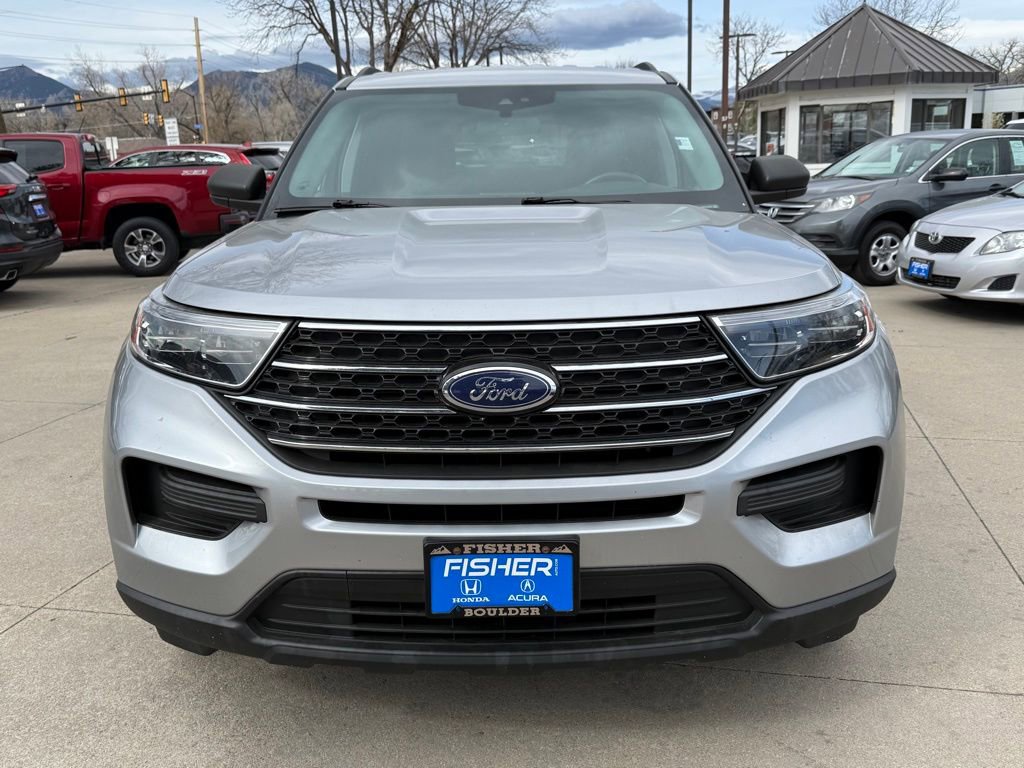 Used 2020 Ford Explorer XLT w/ Comfort Package AWD/4WD image 9