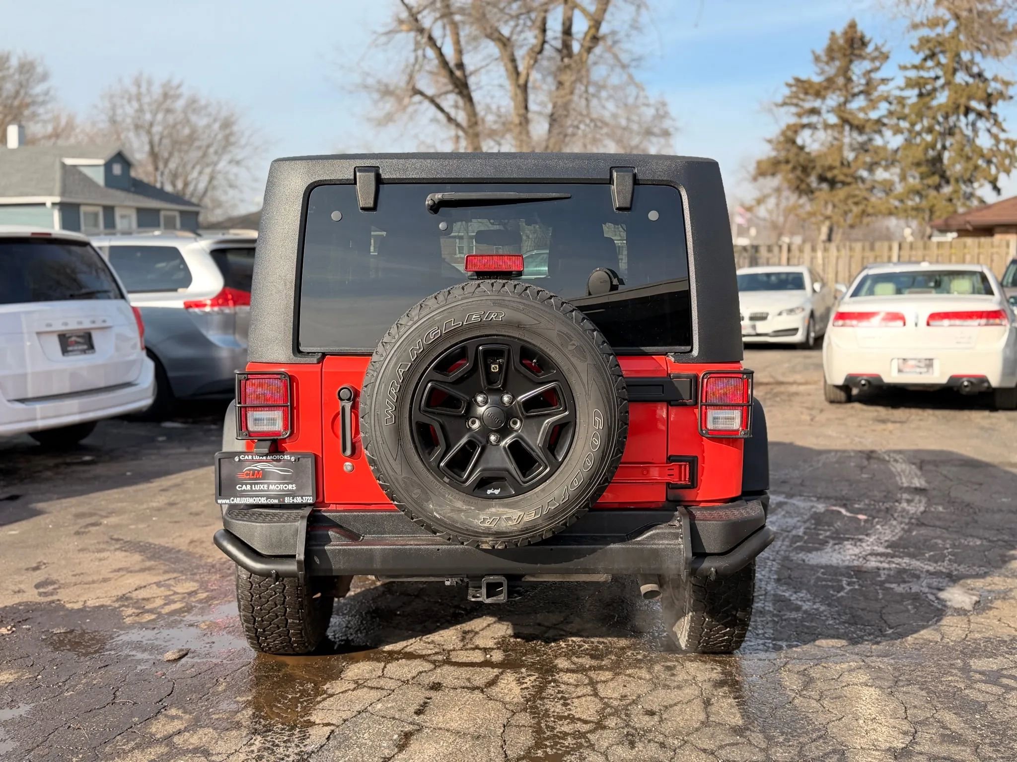 Used 2013 Jeep Wrangler Sahara AWD/4WD image 13