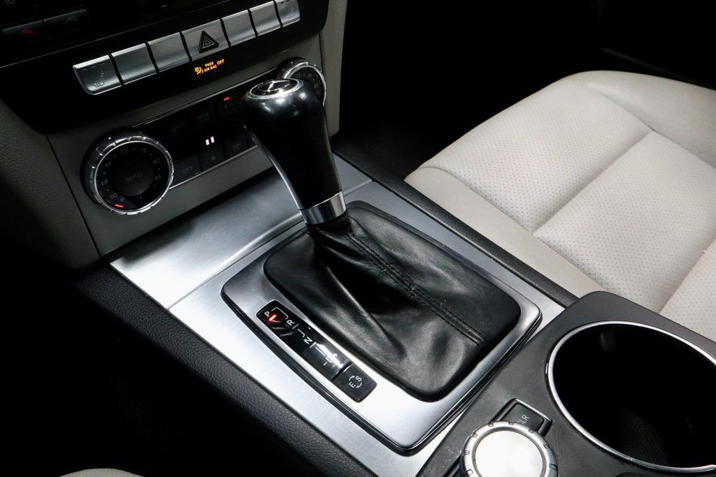 Used 2012 Mercedes-Benz C 300 4MATIC Sedan image 31