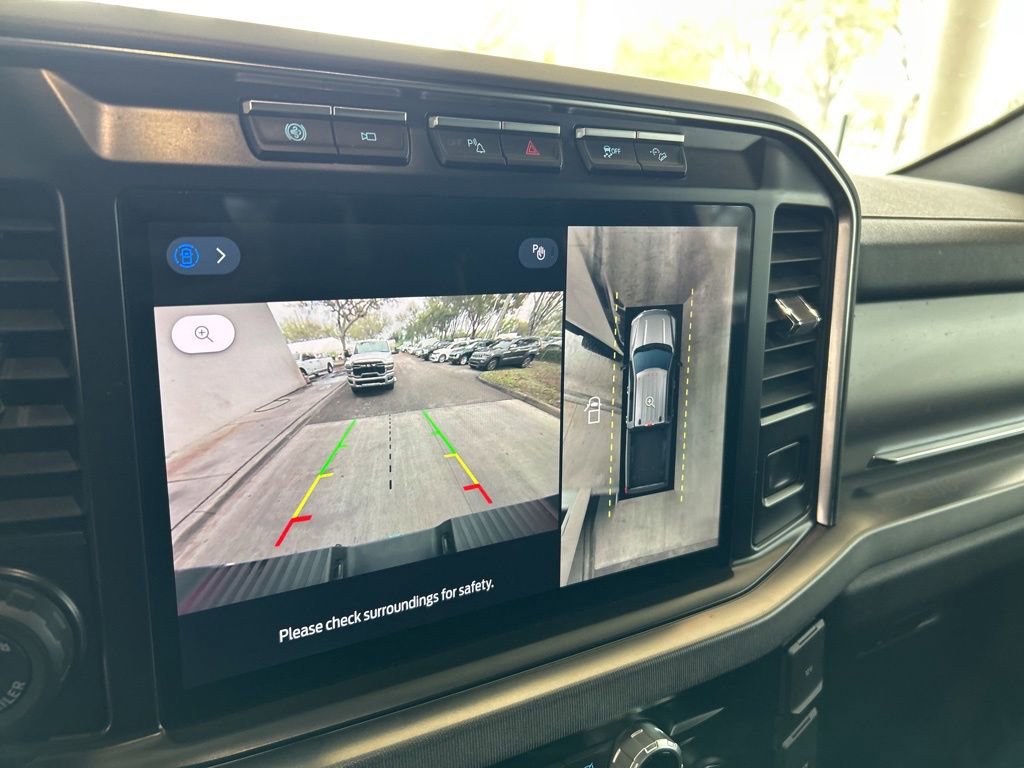 Used 2024 Ford F350 Platinum image 9