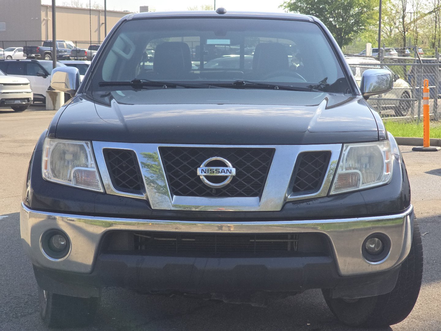 Used 2019 Nissan Frontier SL RWD image 9