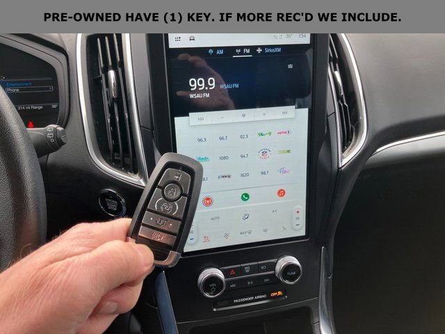 Used 2024 Ford Edge Titanium image 3