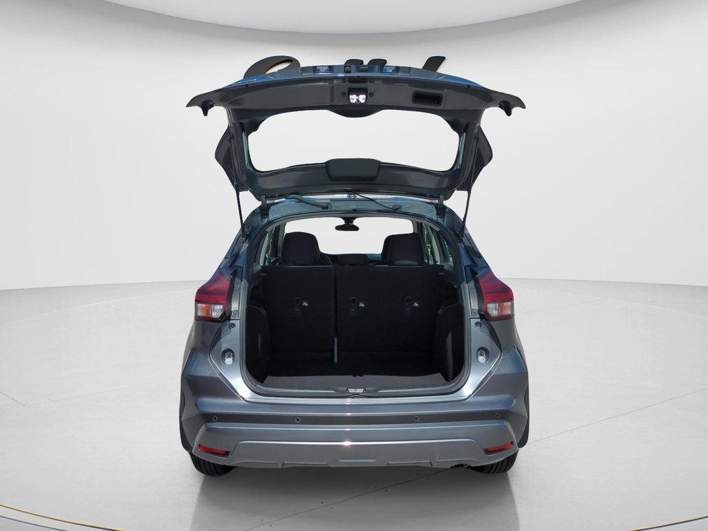 Certified 2025 Nissan Kicks Play S FWD image 9