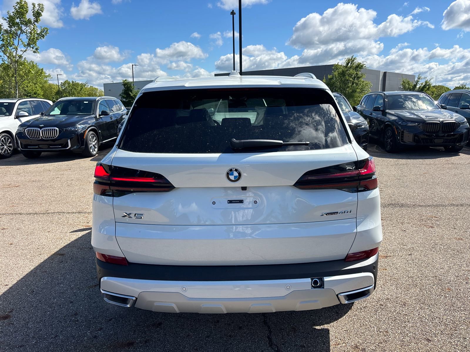 New 2026 BMW X5 xDrive40i AWD/4WD image 6