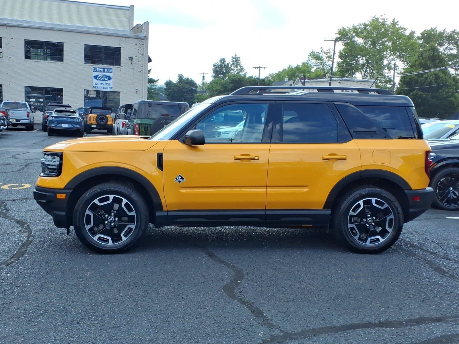 Certified 2022 Ford Bronco Sport Outer Banks w/ Tech Package AWD/4WD image 8