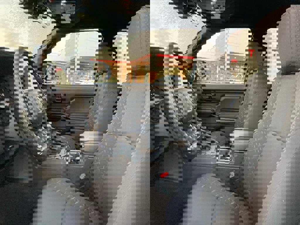 Certified 2026 Toyota Tacoma SR5 image 8