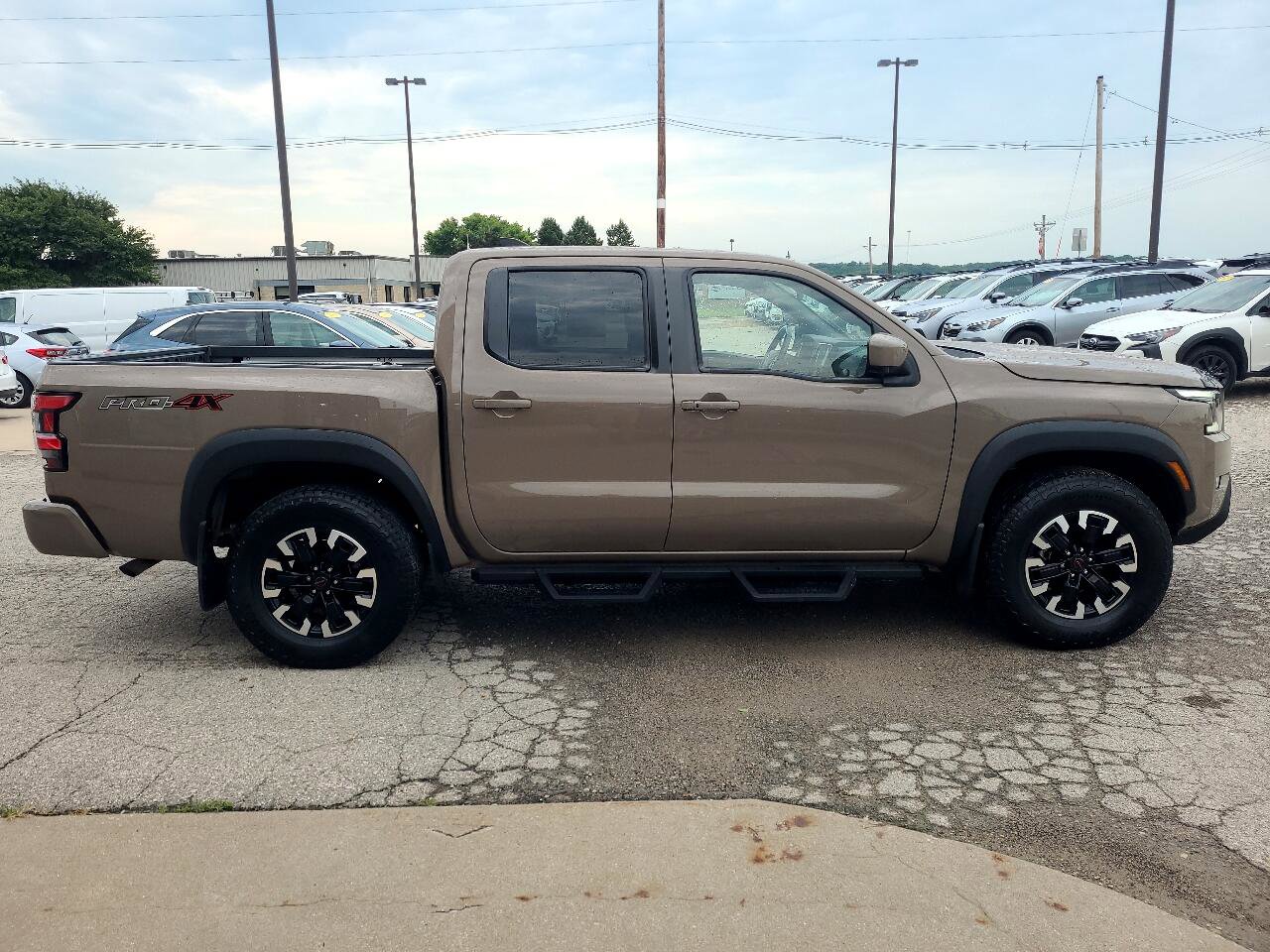 Used 2023 Nissan Frontier PRO-4X w/ Pro Convenience Package image 5