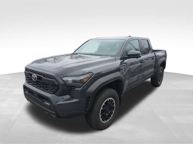 Used 2024 Toyota Tacoma TRD Off-Road w/ TRD Off Road Premium Package image 2