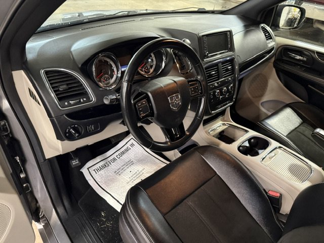 Used 2019 Dodge Grand Caravan SXT FWD image 29