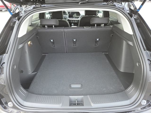 New 2026 Chevrolet Trax LS w/ LS Convenience Package FWD image 22
