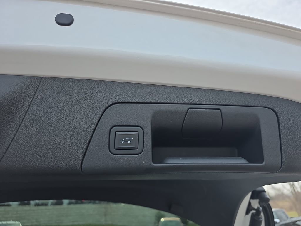 Used 2023 Buick Envision Preferred w/ Sport Touring Package image 13