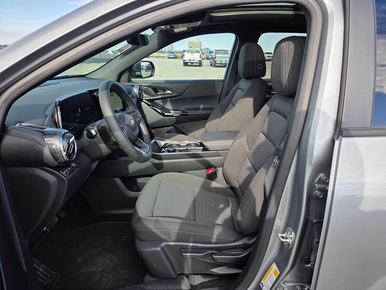 New 2026 Chevrolet Equinox LT w/ Safety and Technology Package AWD/4WD image 20