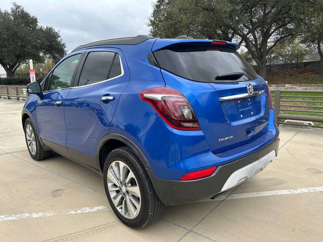 Used 2017 Buick Encore Preferred image 30