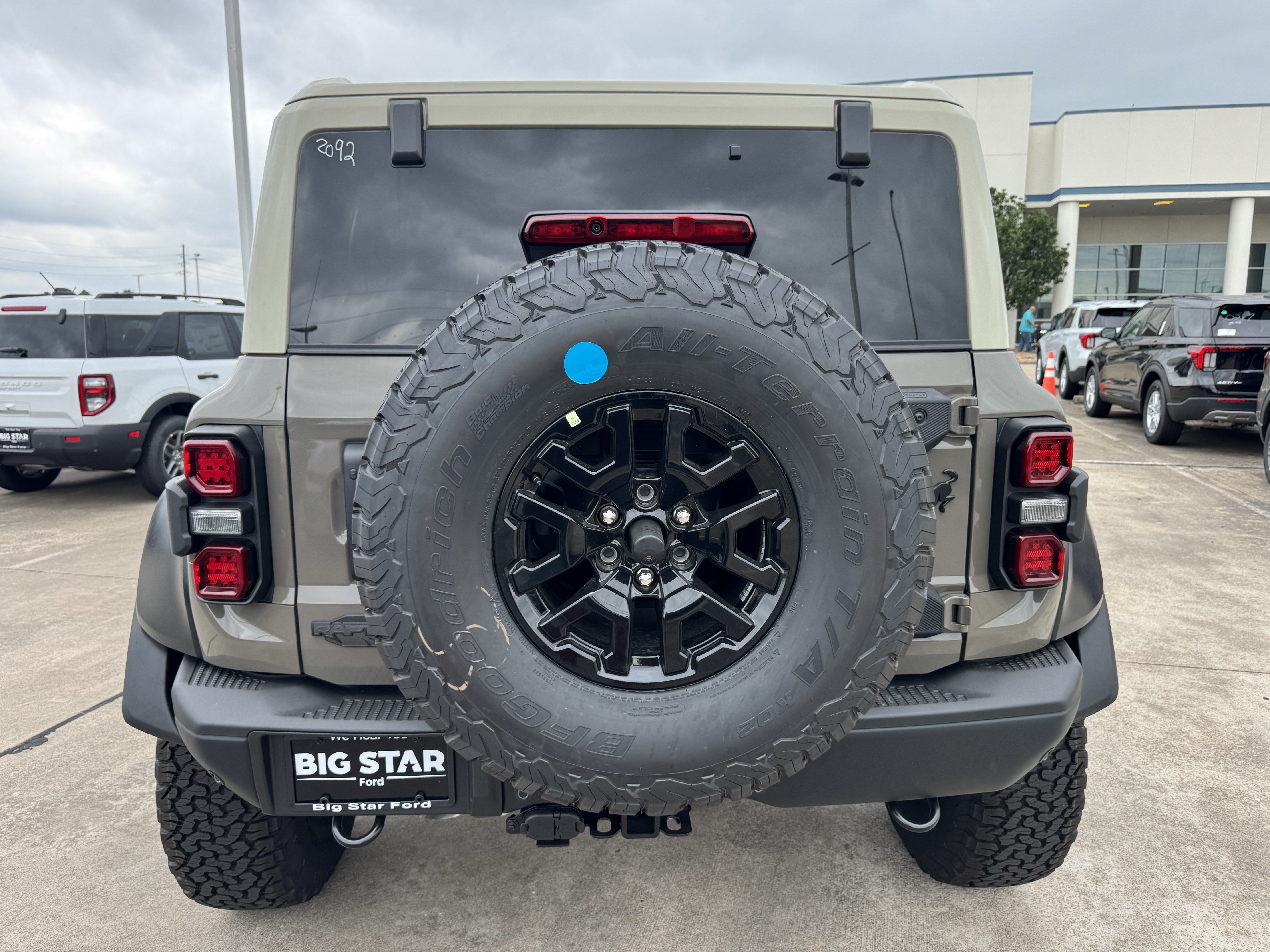 New 2026 Ford Bronco Raptor AWD/4WD image 7