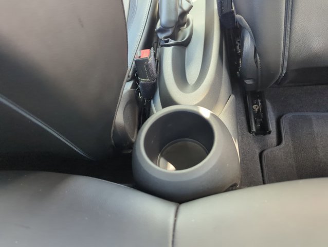 Used 2015 MINI Cooper 2-Door Hardtop image 18