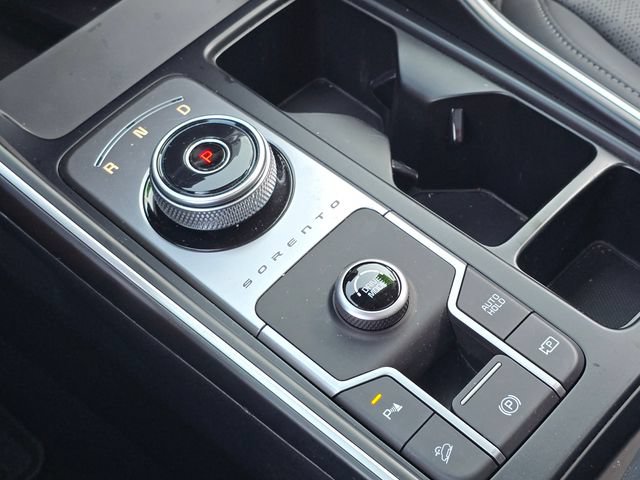 Used 2023 Kia Sorento EX w/ Panoramic Sunroof Package FWD image 22